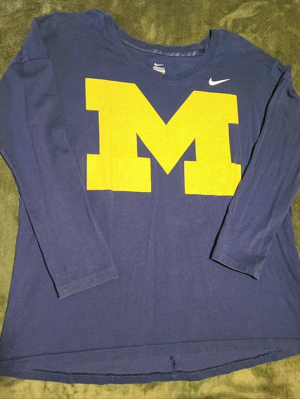 NIKE Michigan Wolverines 3/4 Sleeve Top